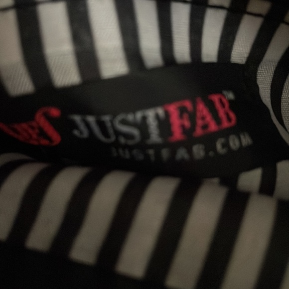 Black fold over Clutch Purse - Picture 4 of 6